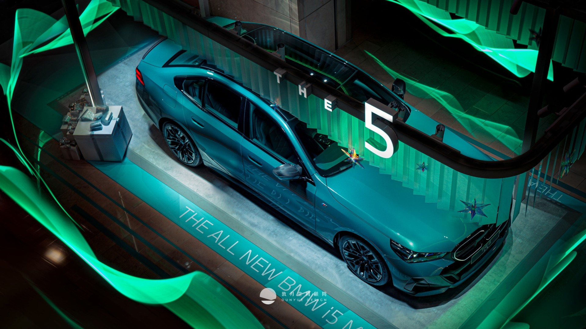 敦月空間顧問作品｜BMW i5 聖誕節外展-1